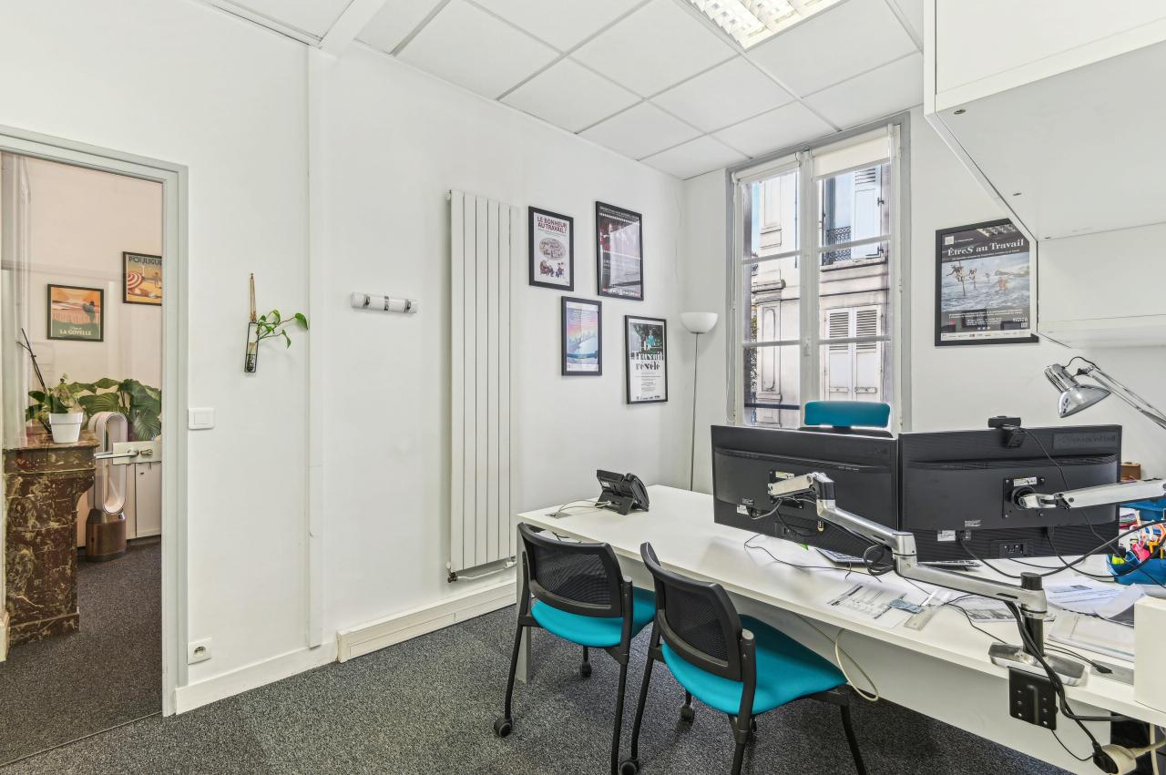 Bureau Paris 212m² Location bureau Paris OLBUR2425574 9